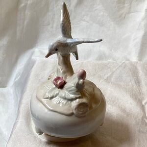 Japanese Hummingbird Porcelain Music Box with Pink Flowers